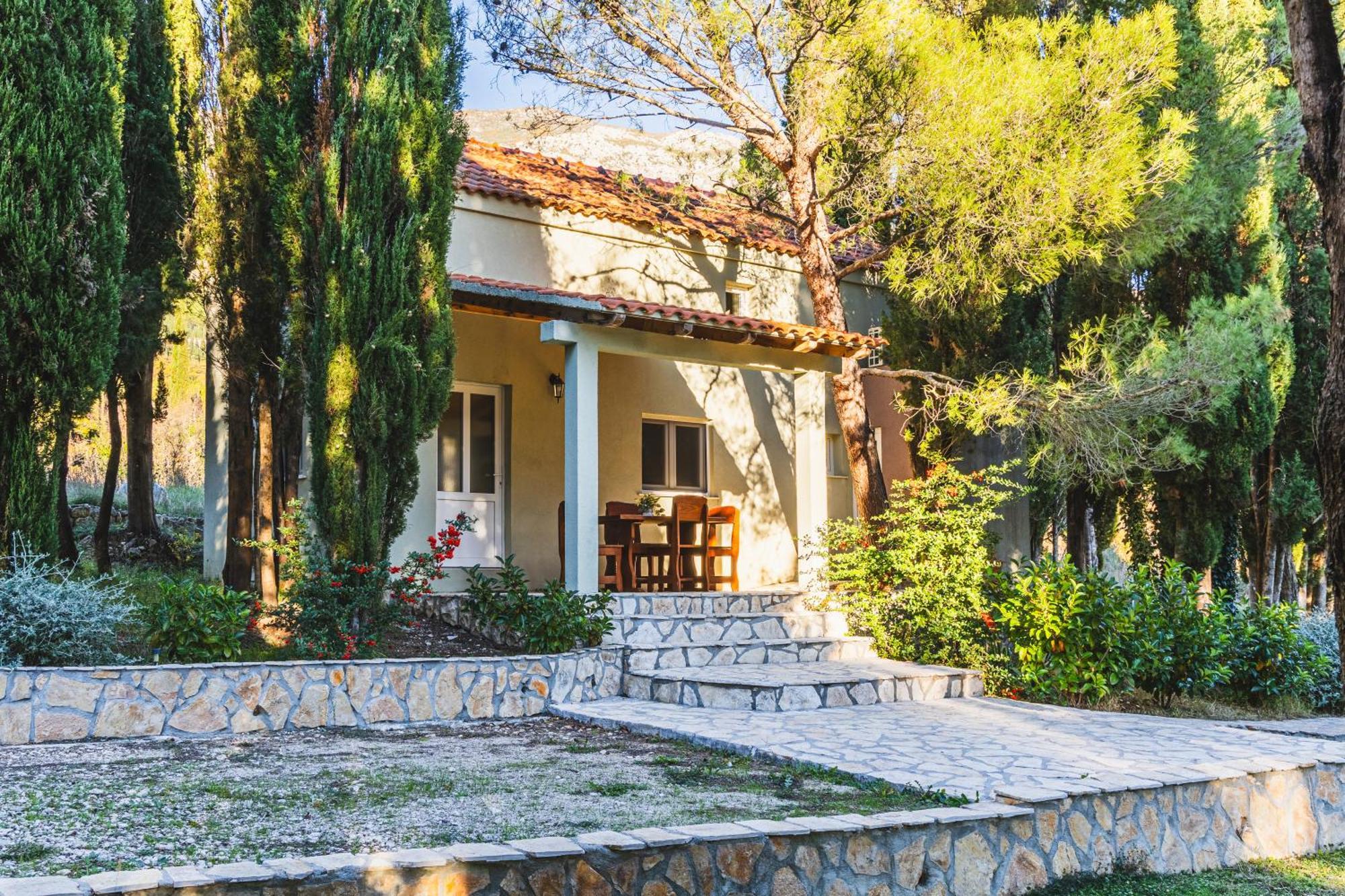 Country House Uros In Nature With Pool Lovorno Exterior photo